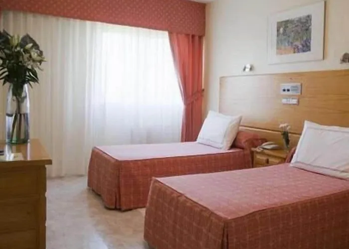 Nuevo Astur Отель 3*