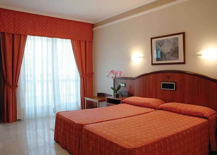 Отель Nuevo Astur